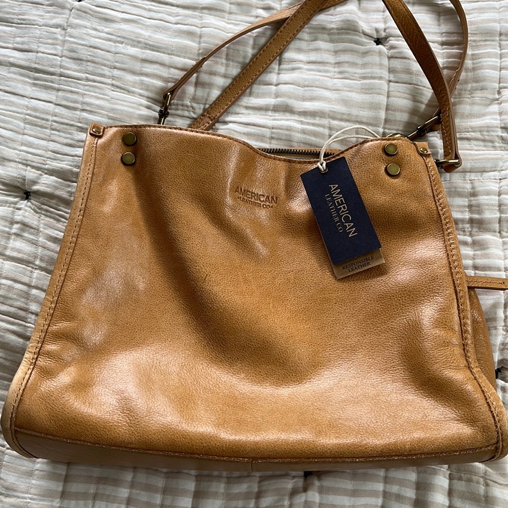 Gorgeous American Leather Co purse